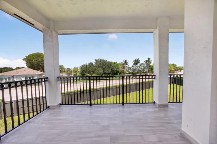 16401 SW 78th Ter Miami, FL, 33193