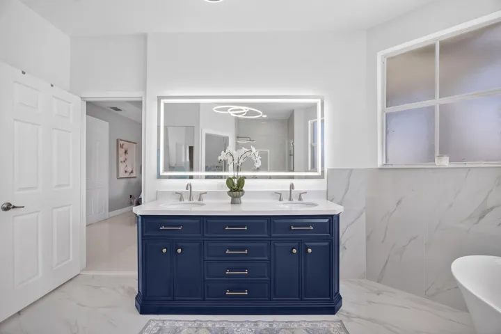 16401 SW 78th Ter Miami, FL, 33193