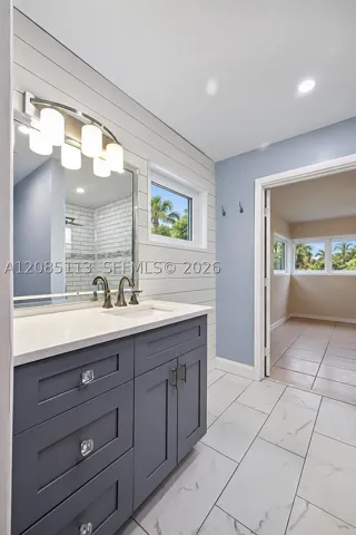 Jack and Jill style bathroom