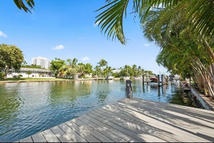 Dock