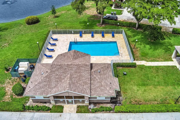 Club Pool