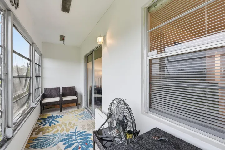 22-web-or-mls-209_Brighton_E_06017