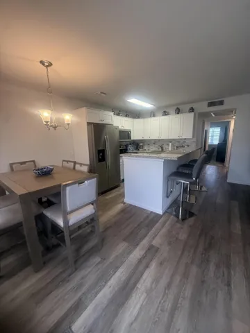 10-web-or-mls-209_Brighton_E_05963