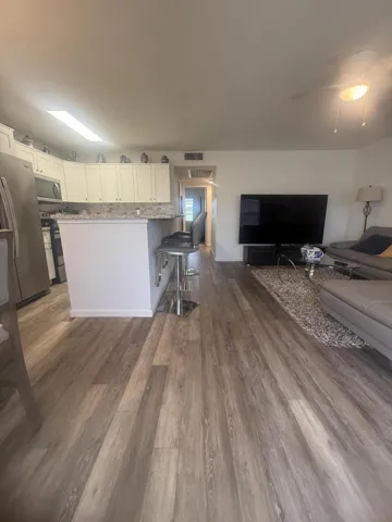12-web-or-mls-209_Brighton_E_05969
