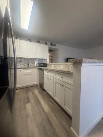 11-web-or-mls-209_Brighton_E_05966