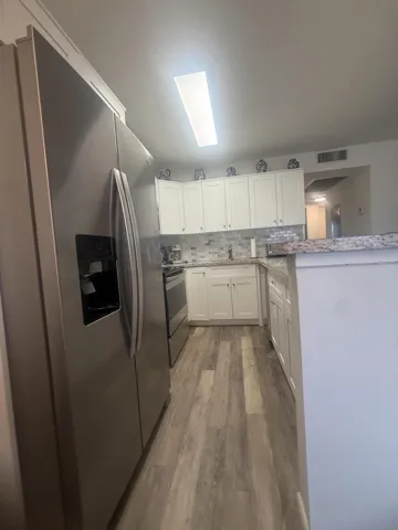 19-web-or-mls-209_Brighton_E_06005