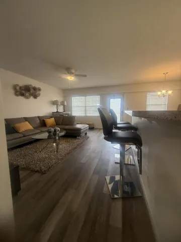 16-web-or-mls-209_Brighton_E_05987