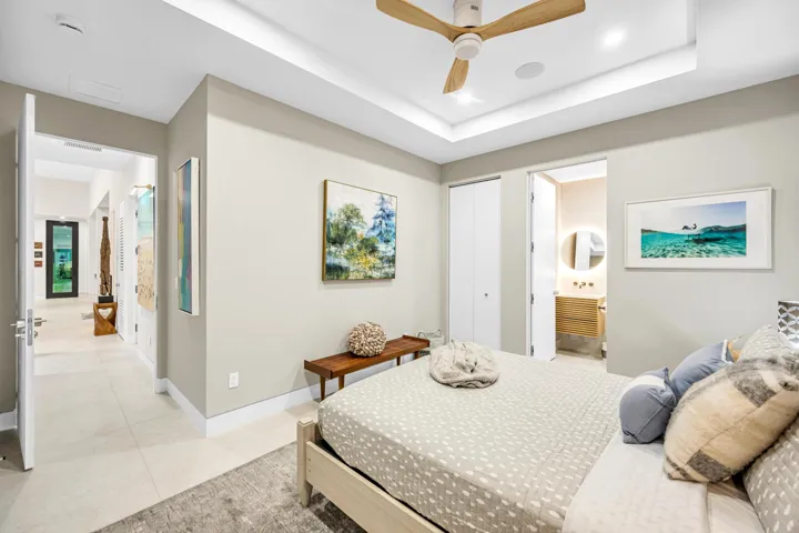 215 NE 28TH CT--54 (1)