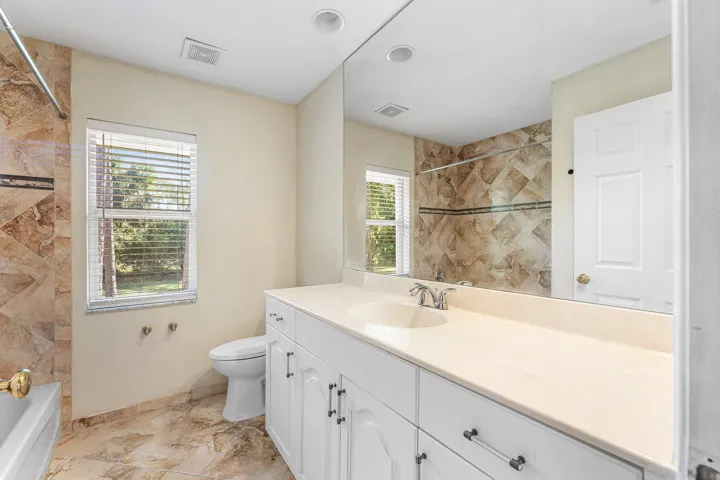 2ND BATHROOM