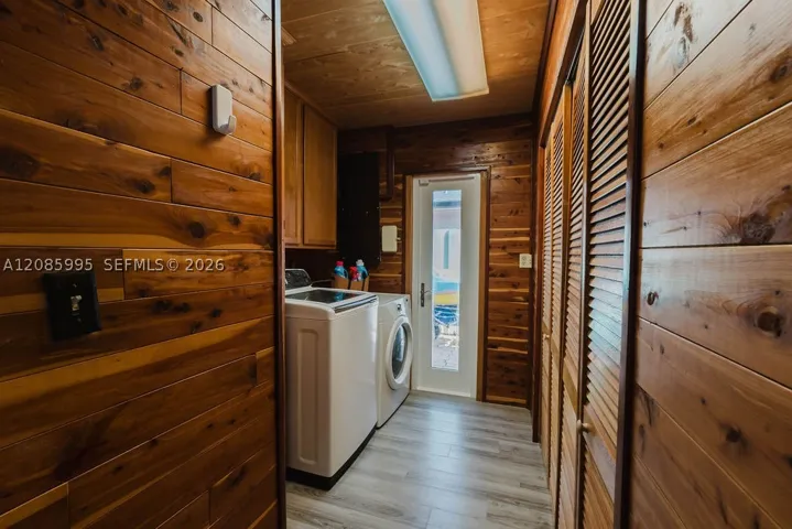1732 Sw 103rd Pl, Miami, Florida 33165