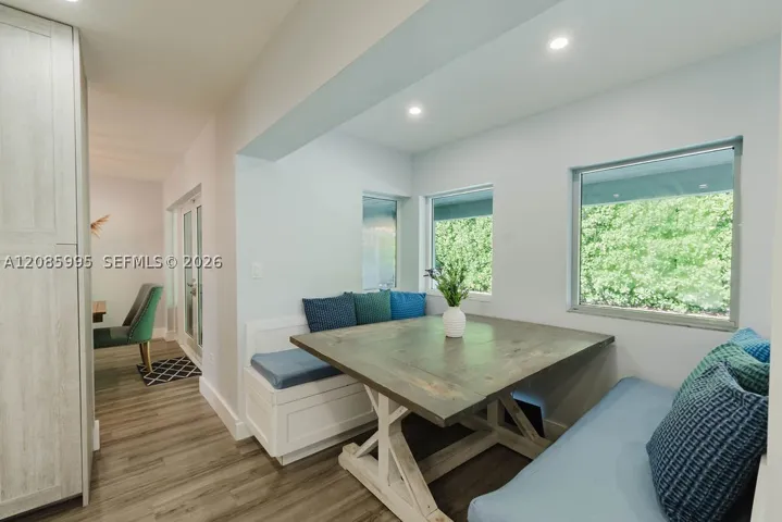 1732 Sw 103rd Pl, Miami, Florida 33165