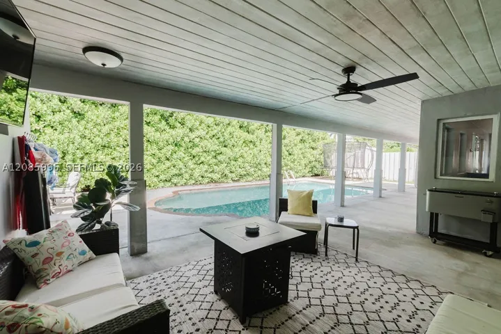 1732 Sw 103rd Pl, Miami, Florida 33165