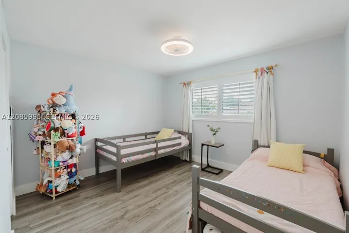 1732 Sw 103rd Pl, Miami, Florida 33165