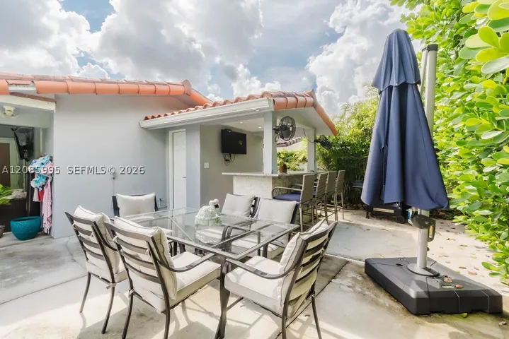 1732 Sw 103rd Pl, Miami, Florida 33165