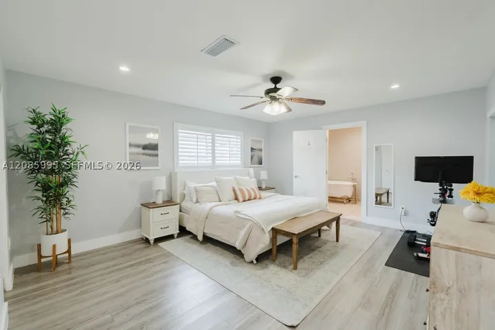 1732 Sw 103rd Pl, Miami, Florida 33165