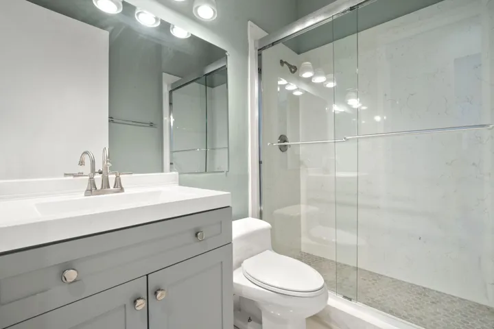 Bathoom 1