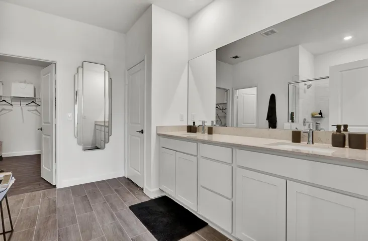 PBH_Arden_Azalea_Pic_Owners_Bath_1of3_F1