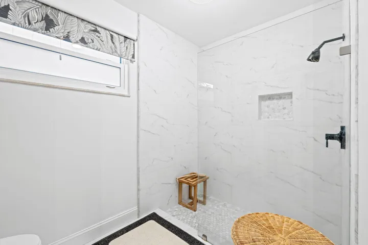 24-web-or-mls-A7409231