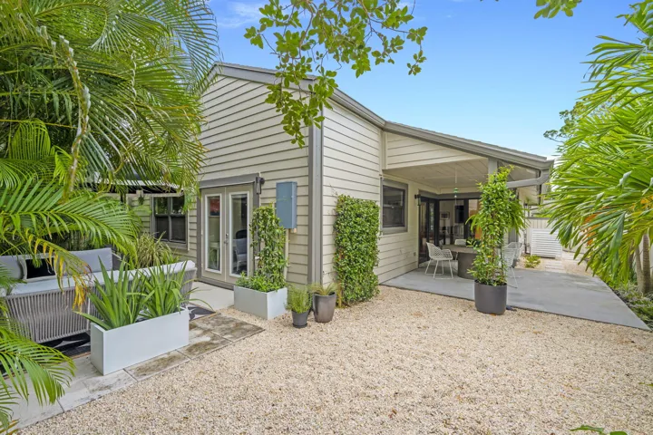 30-web-or-mls-A7409238
