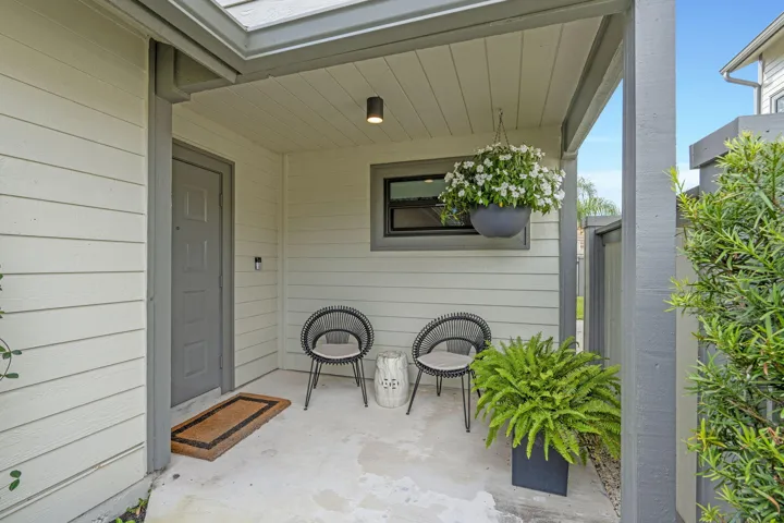 4-web-or-mls-A7409254