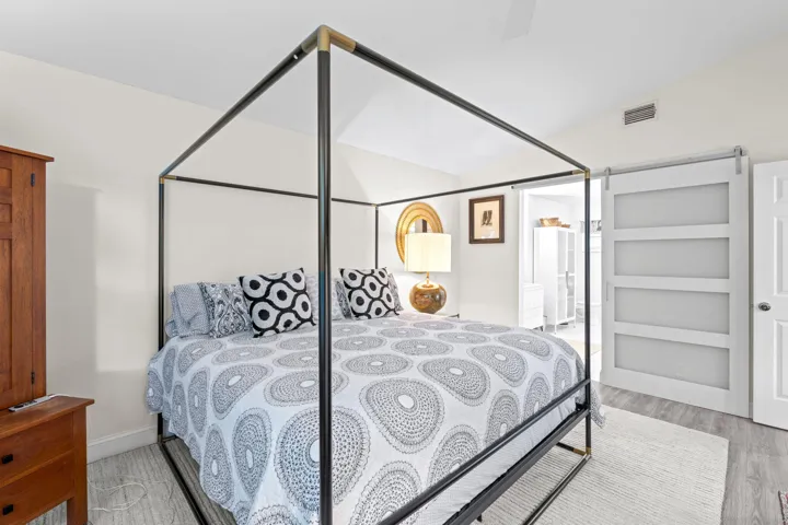 21-web-or-mls-A7409219