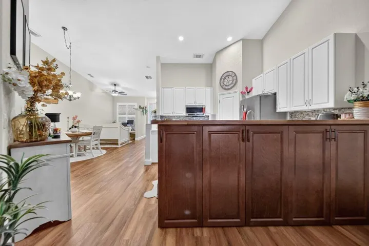 kitchen2.jpg-SMALL