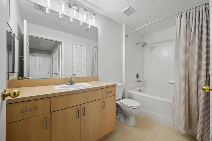 15-533 NE 3rd Ave #310, Fort Lauderdale