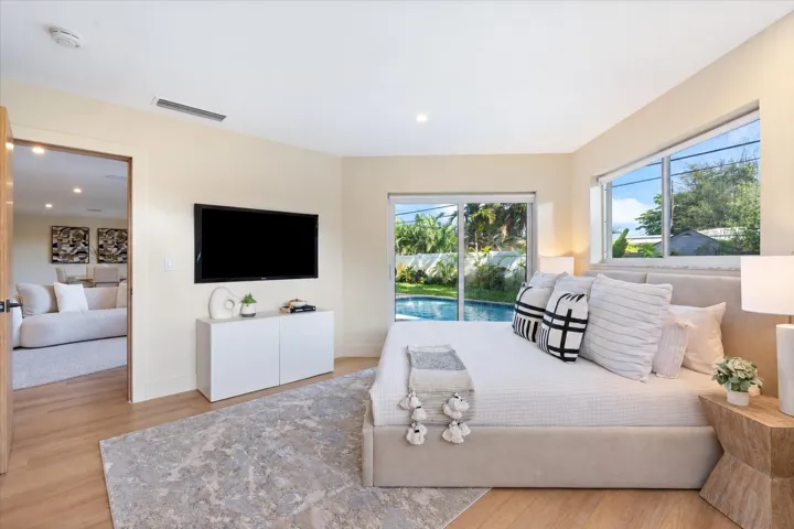 16-1931 NE 62nd Street Ft. Lauderdale, F