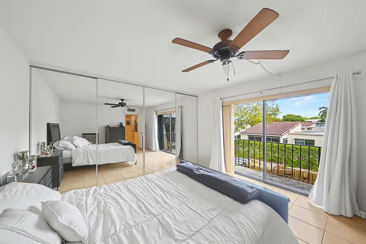 18 Bedroom B (2)