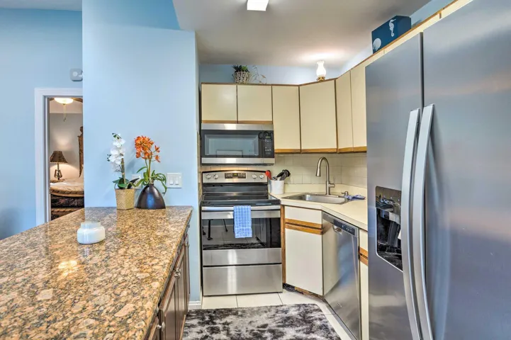 Guest House- Kitchen