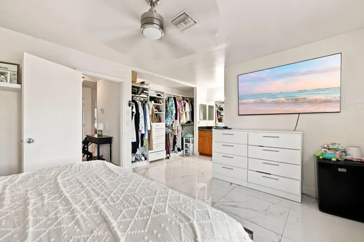 20-web-or-mls-3370-beau-rivage-dr-3-g