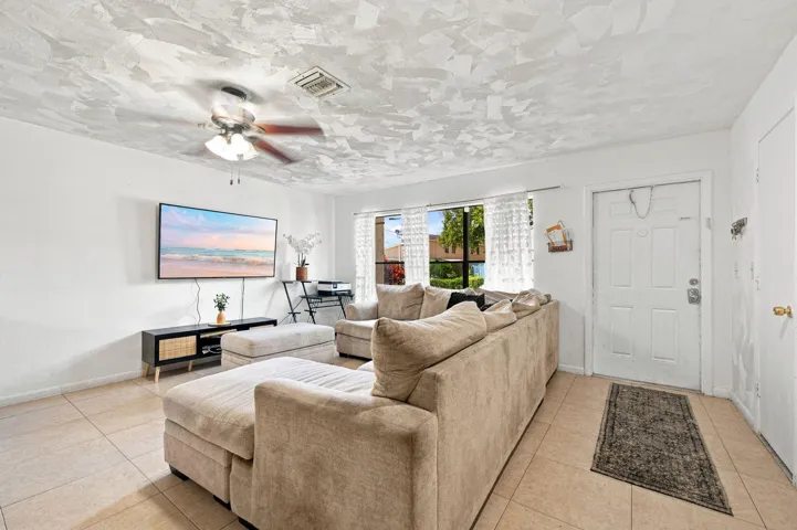 7-web-or-mls-3370-beau-rivage-dr-3-g