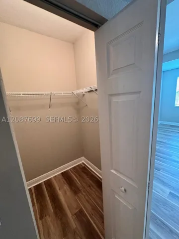 Closet 2