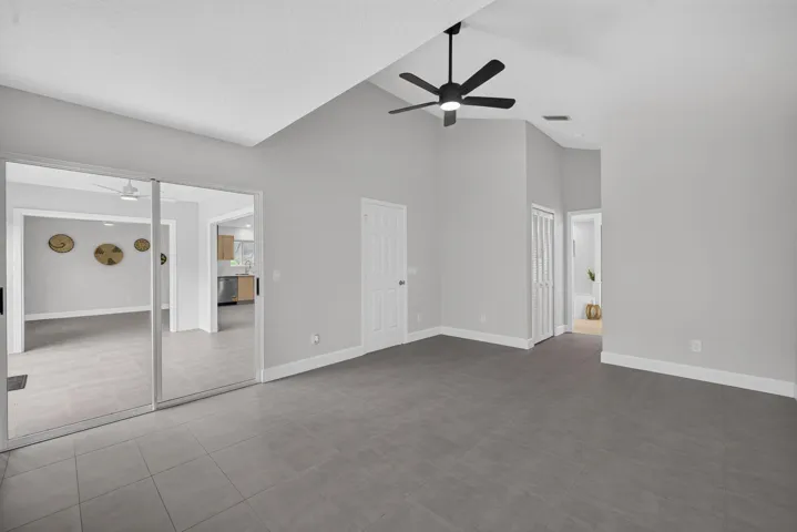 Primary suite