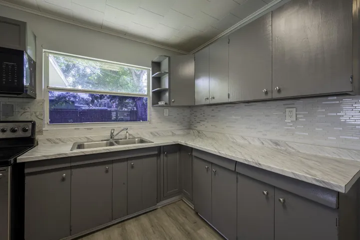 38-web-or-mls-5136_Kitchen-2