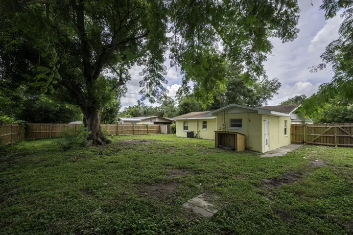 33-web-or-mls-5136_Exterior Rear-2
