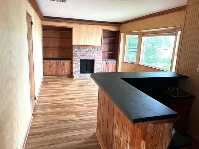 Den / 3rd Bedroom