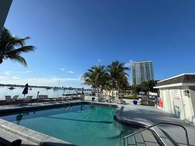 Tropical Pool