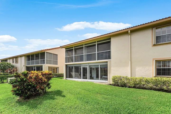 035-14388EmeraldLakeDrive-3-DelrayBeach-