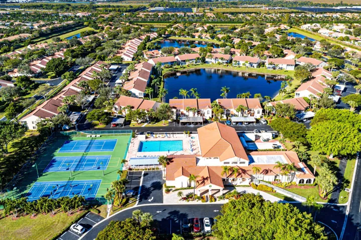 057-14388EmeraldLakeDrive-3-DelrayBeach-