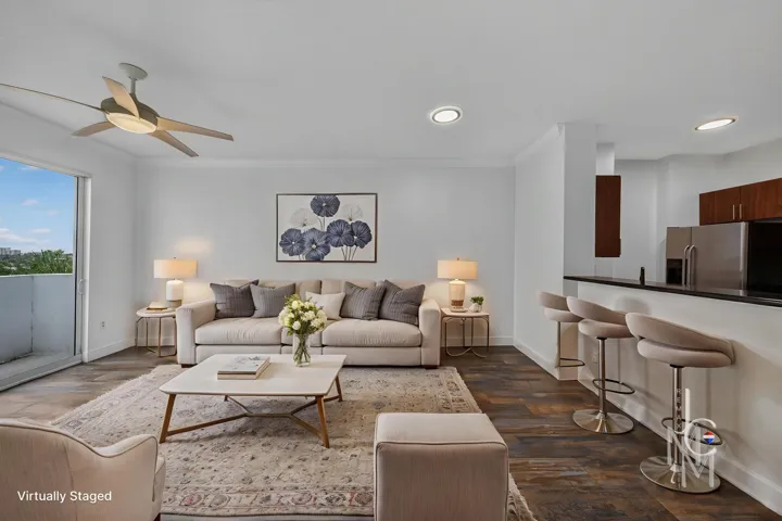 Living Room - Scandinavian - 3