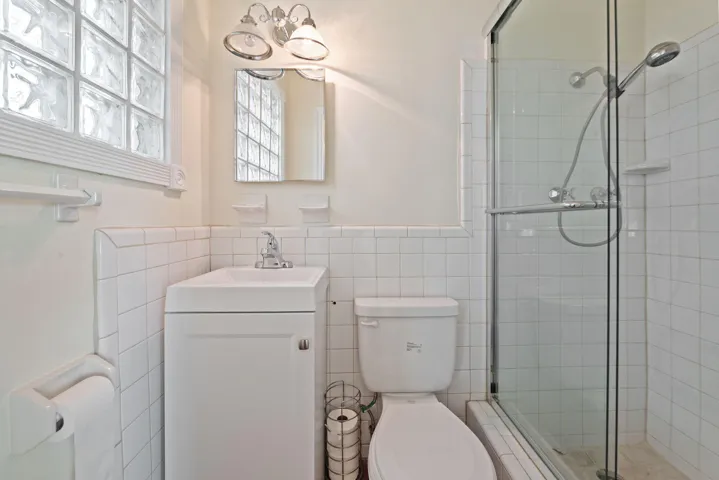 16-web-or-mls-1901-se-4th-ave