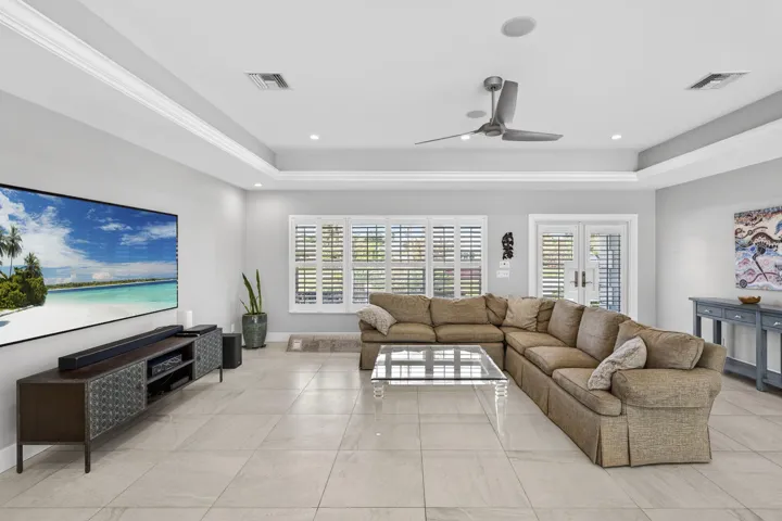 965 Beacon Lane-9