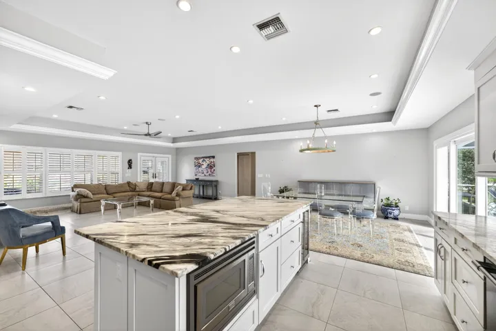 965 Beacon Lane-13