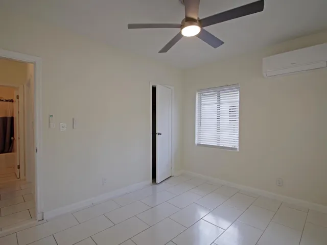 014-018-1st Bedroom-2048x1536