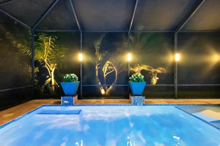 Pedestal Water Feature
