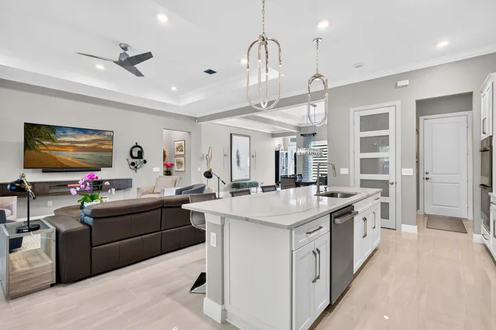Kitchen/living room