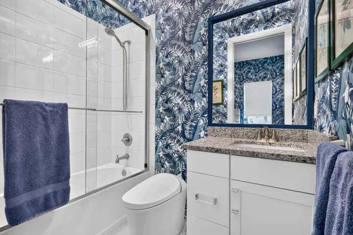 Guest Full Bathroom #2