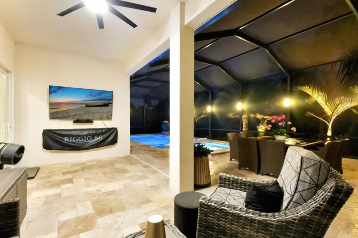 Large Tv in outdoor patio