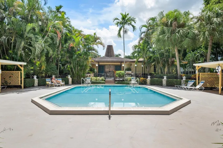 31-5171 W Oakland Park Blvd #204_031